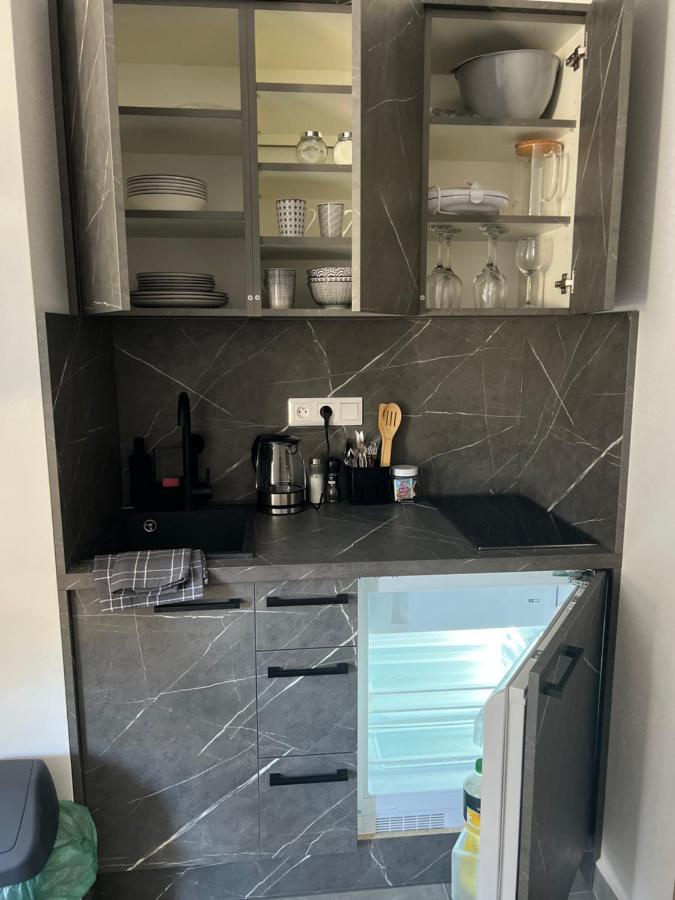 Hobiti Apartman - Bilbo Černá v Pošumaví Exterior foto